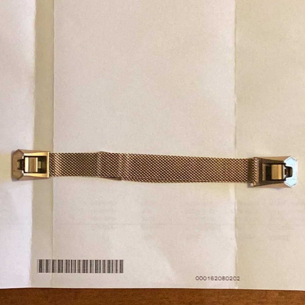 6 Fitbit Charge Watch bands - Picture 3 of 3